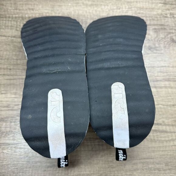 Nike~Girl’s~Air Max Dawn GS Multicolor Floral Swoosh Sneakers~Size 6 Y - Picture 7 of 8